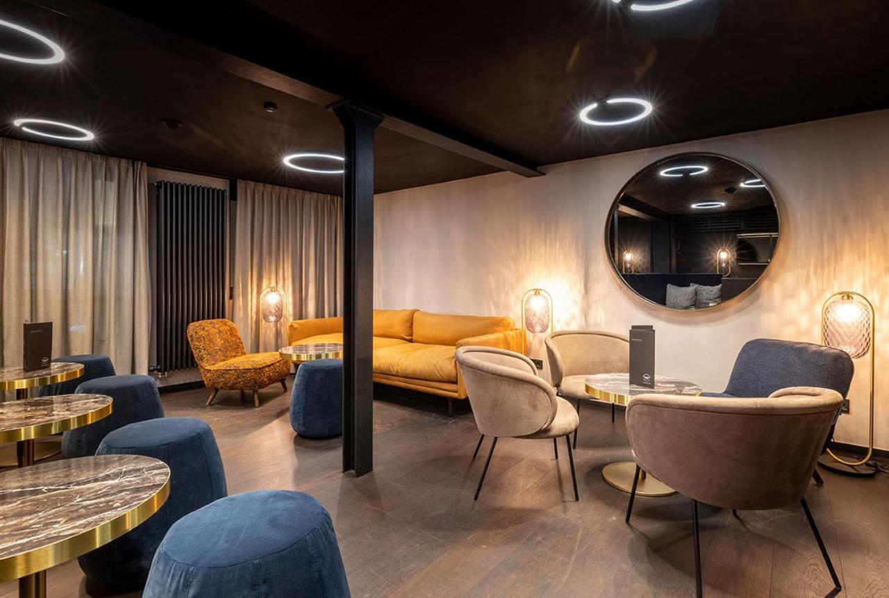 Hotel Weisses Ross 쿨름바흐 외부 사진