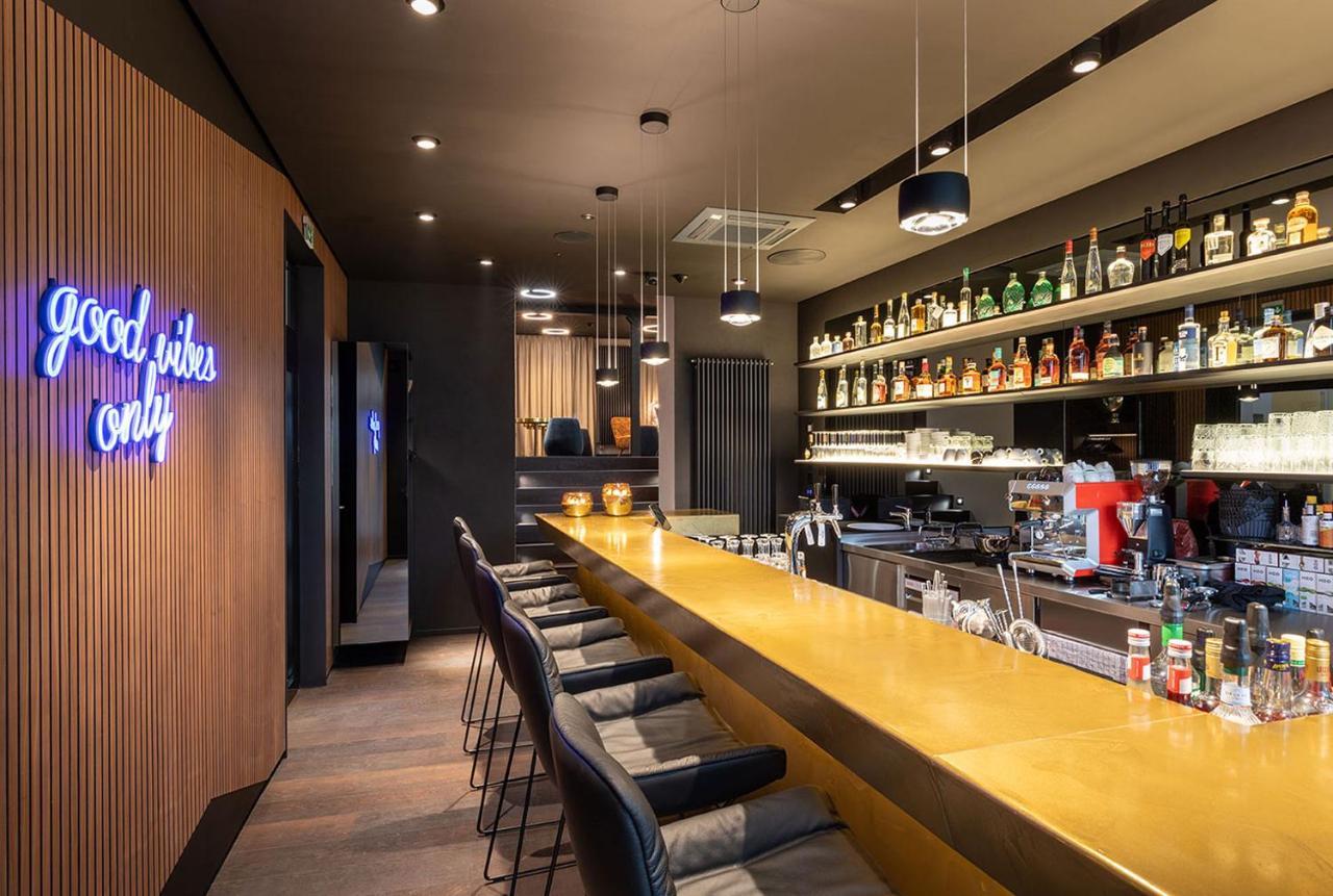 Hotel Weisses Ross 쿨름바흐 외부 사진